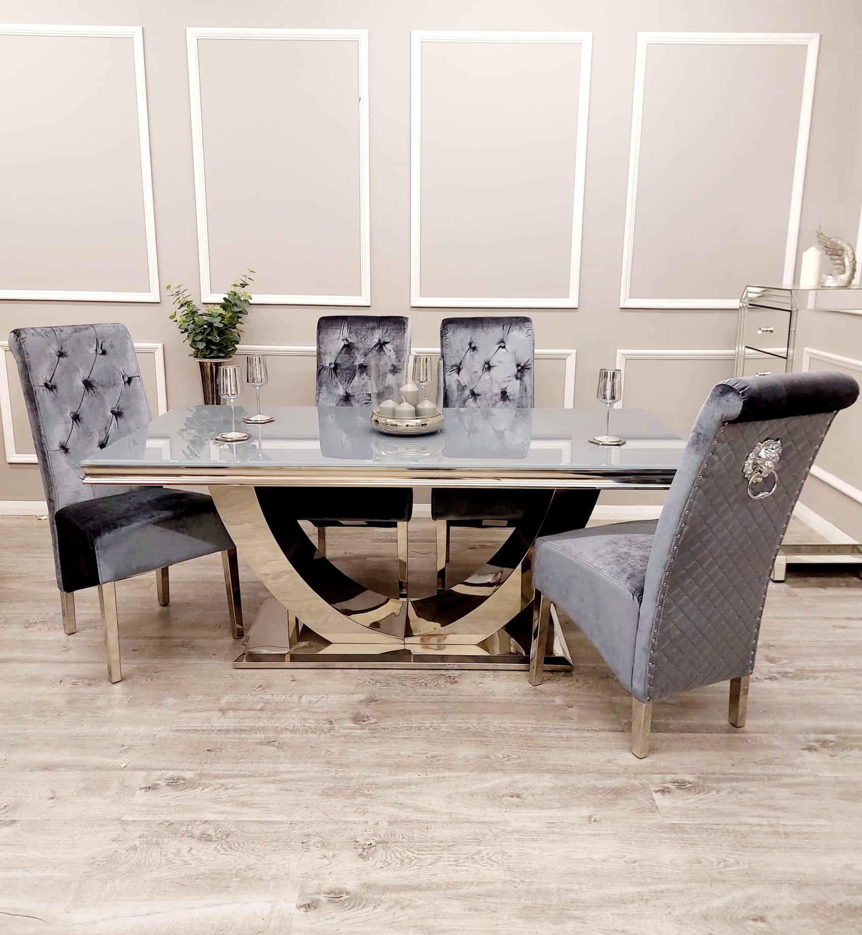 Marble dining table discount with knocker chairs